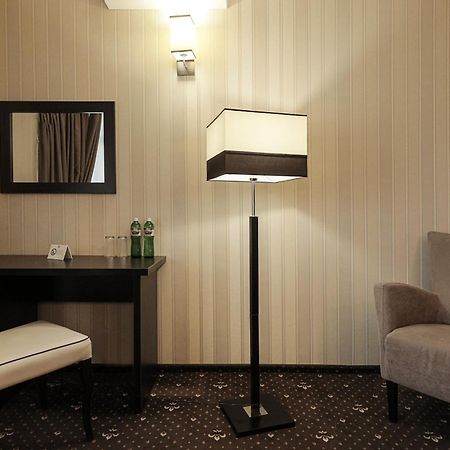 Hotel Ferdinand Mukačevo Exteriér fotografie