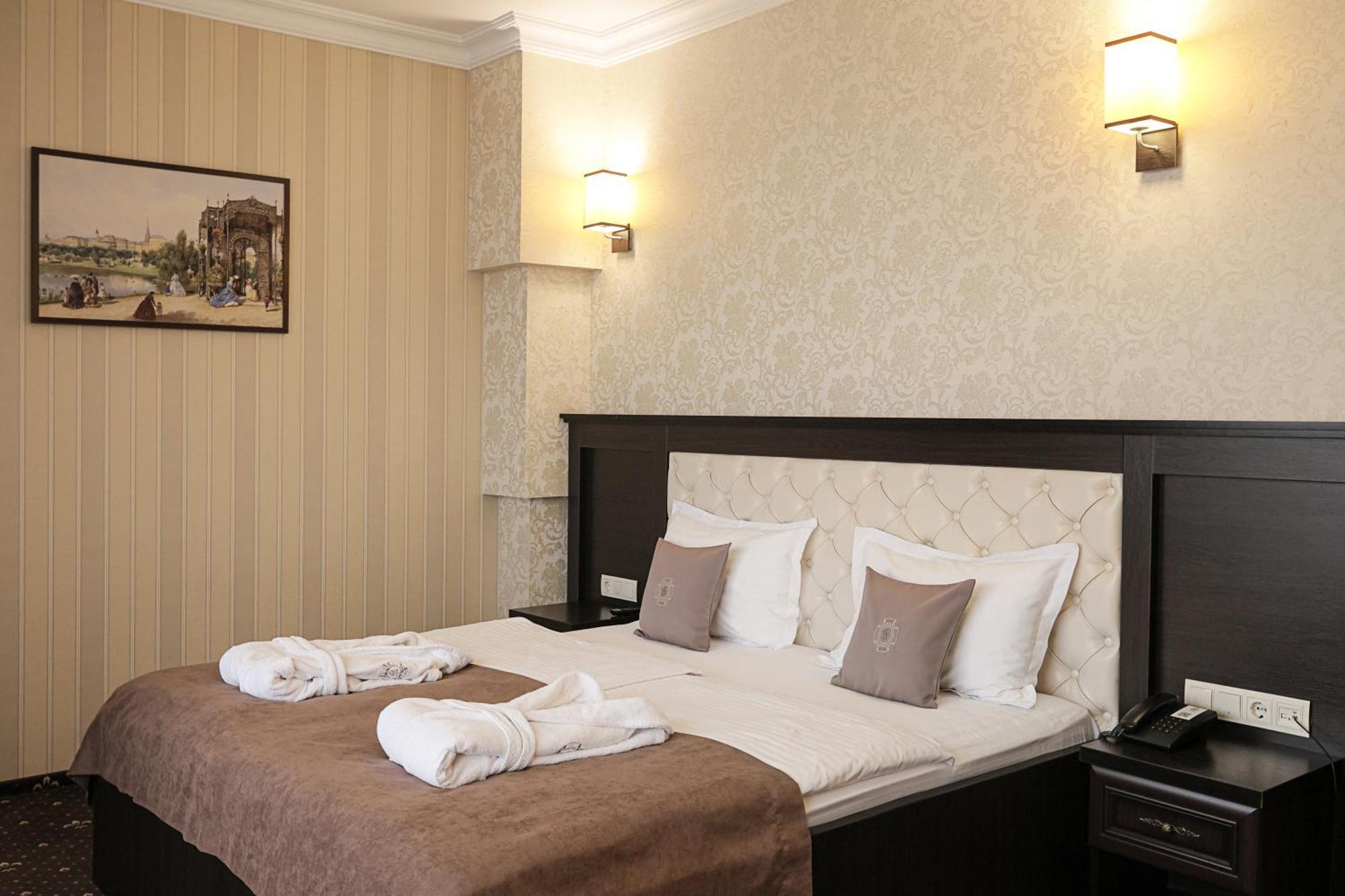 Hotel Ferdinand Mukačevo Exteriér fotografie