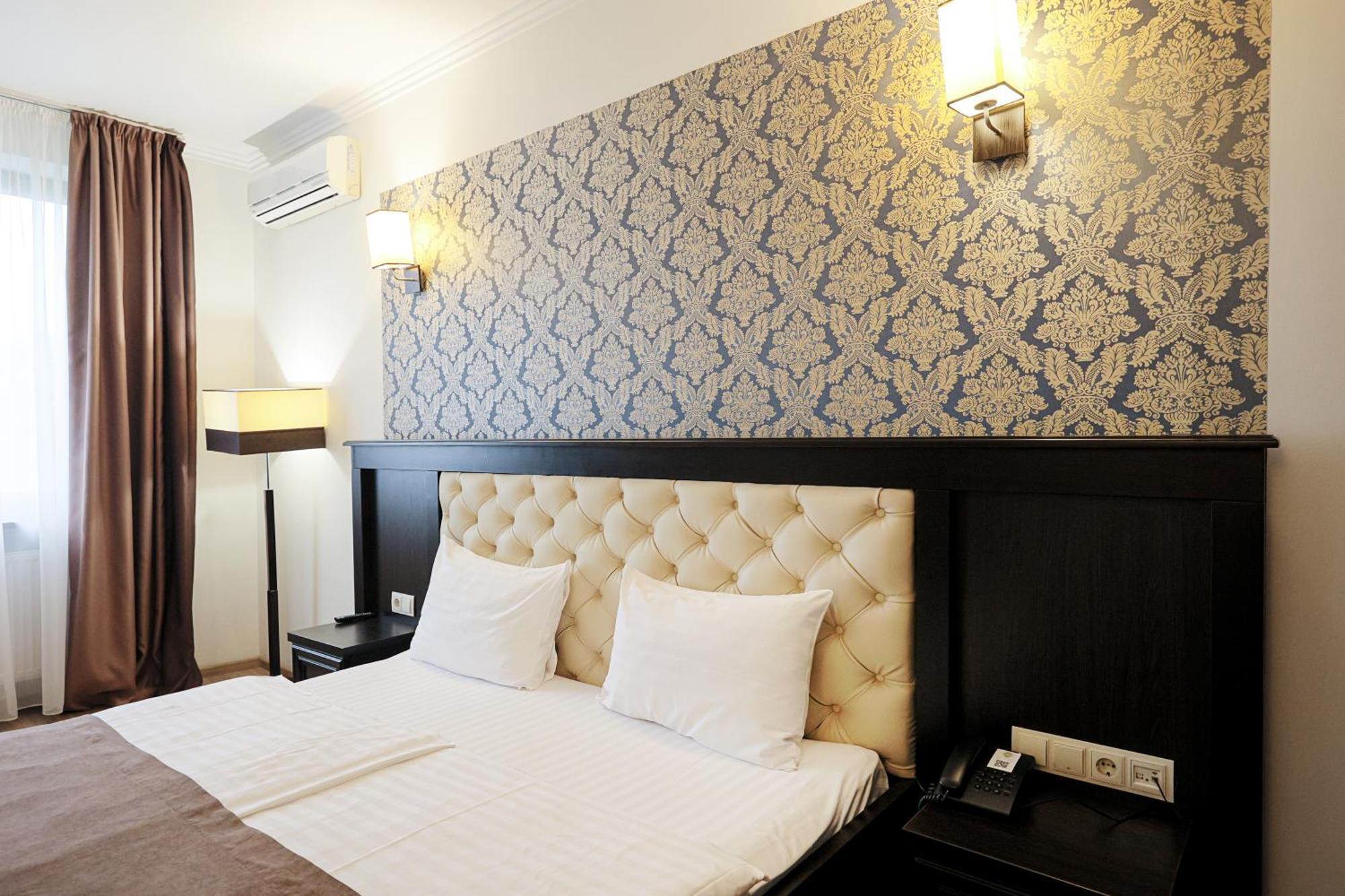 Hotel Ferdinand Mukačevo Exteriér fotografie