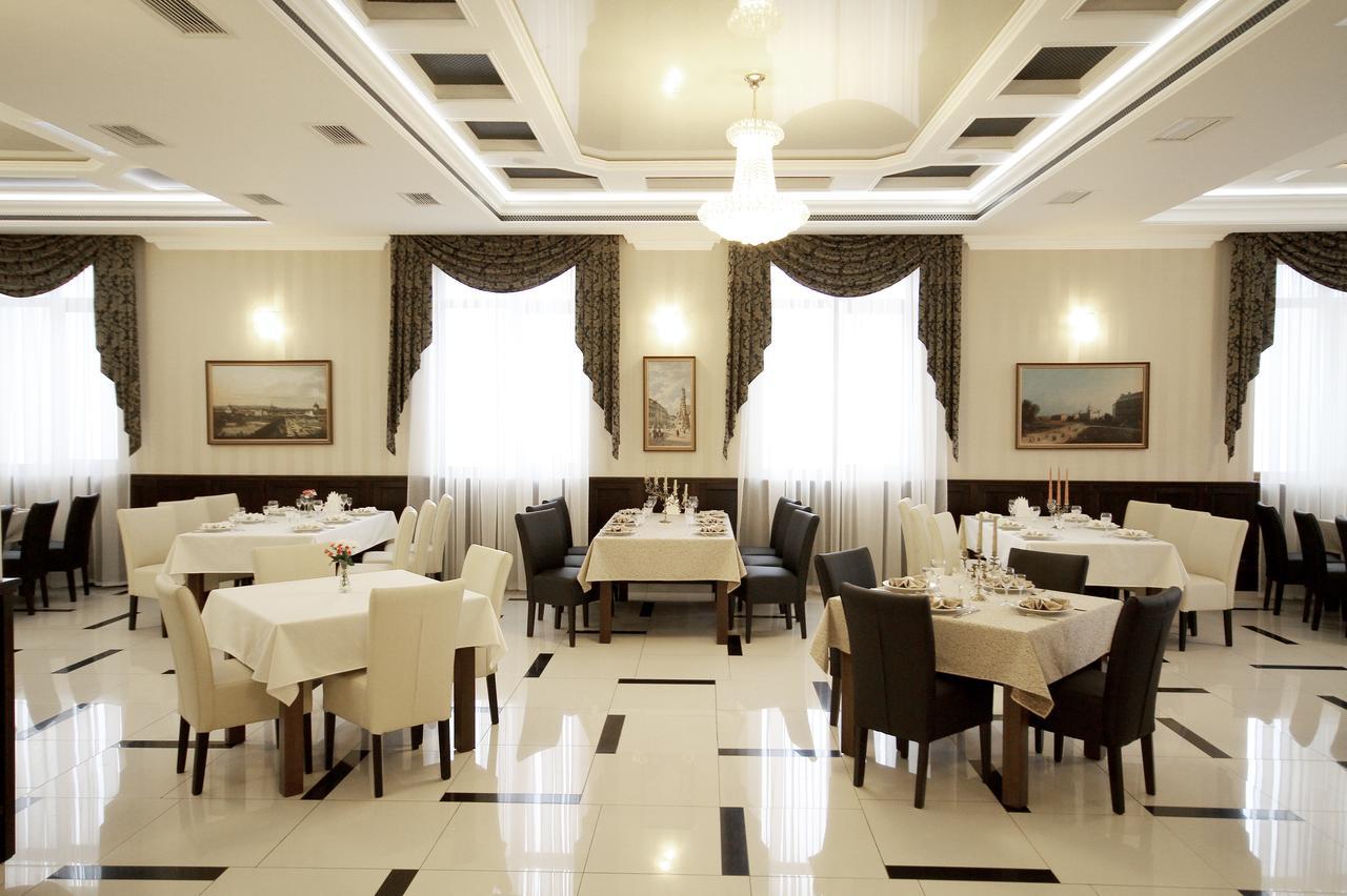 Hotel Ferdinand Mukačevo Exteriér fotografie